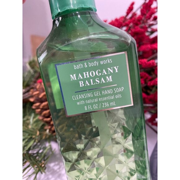 Bath & Body Works NEW Cleansing Gel Hand Soaps X 3 - Picture 2 of 7